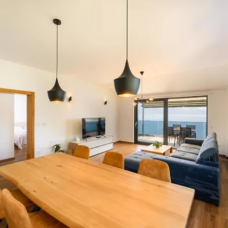 Dida Bozo By Guide * Blace