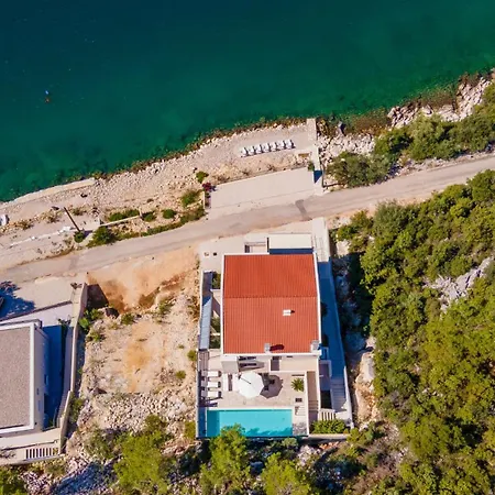 Villa Dida Bozo By Guide