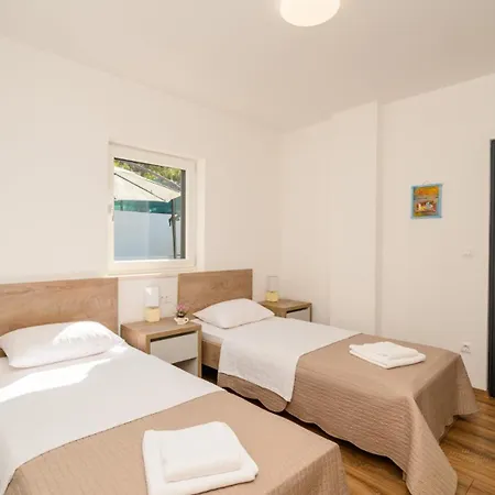 Villa Dida Bozo By Guide