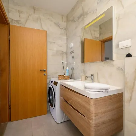 Villa Dida Bozo By Guide Blace