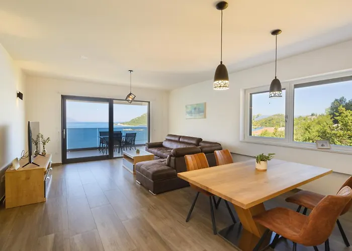 빌라 Dida Bozo By Guide 블라체