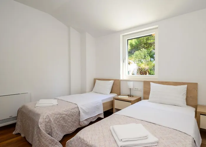 Villa Dida Bozo By Guide Blace